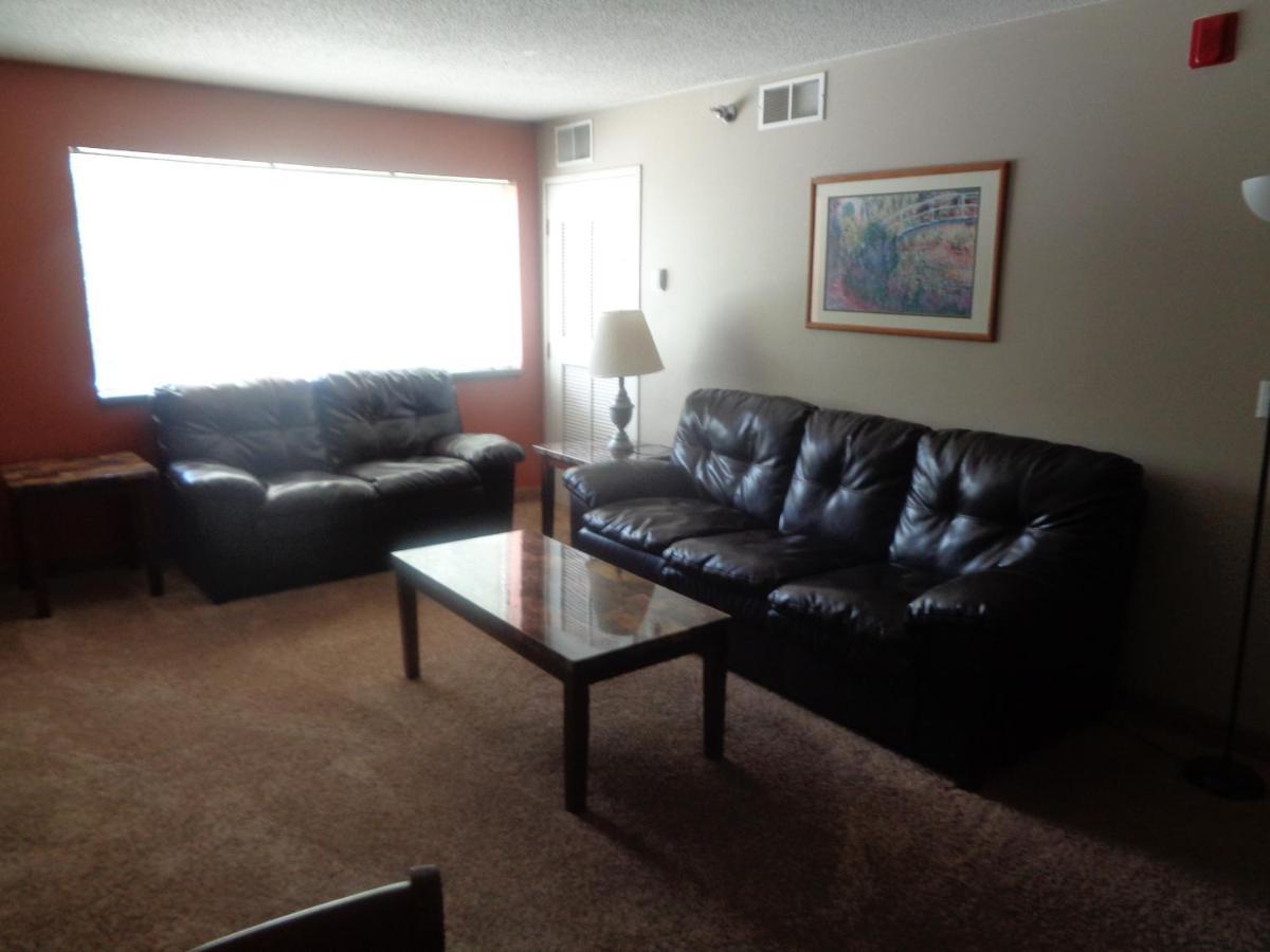 רוצ'סטר Riverview Suites Apartments מראה חיצוני תמונה
