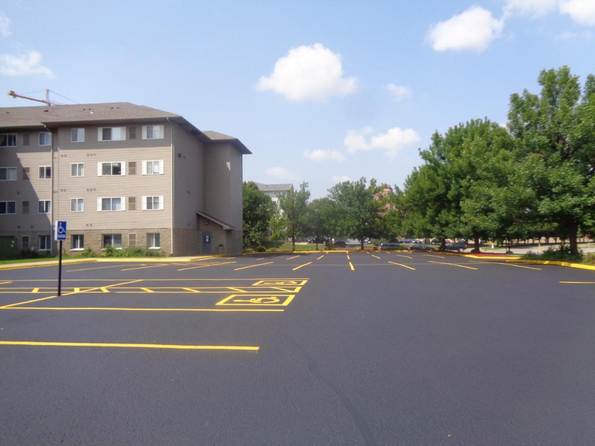 רוצ'סטר Riverview Suites Apartments מראה חיצוני תמונה